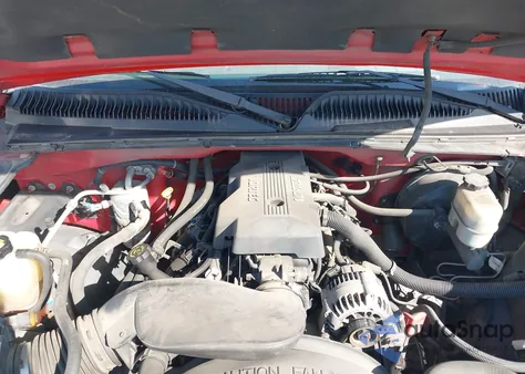 2000 Chevrolet Silverado 1500 Ls from USA, damaged, VIN 1GCEK14T5YE354010